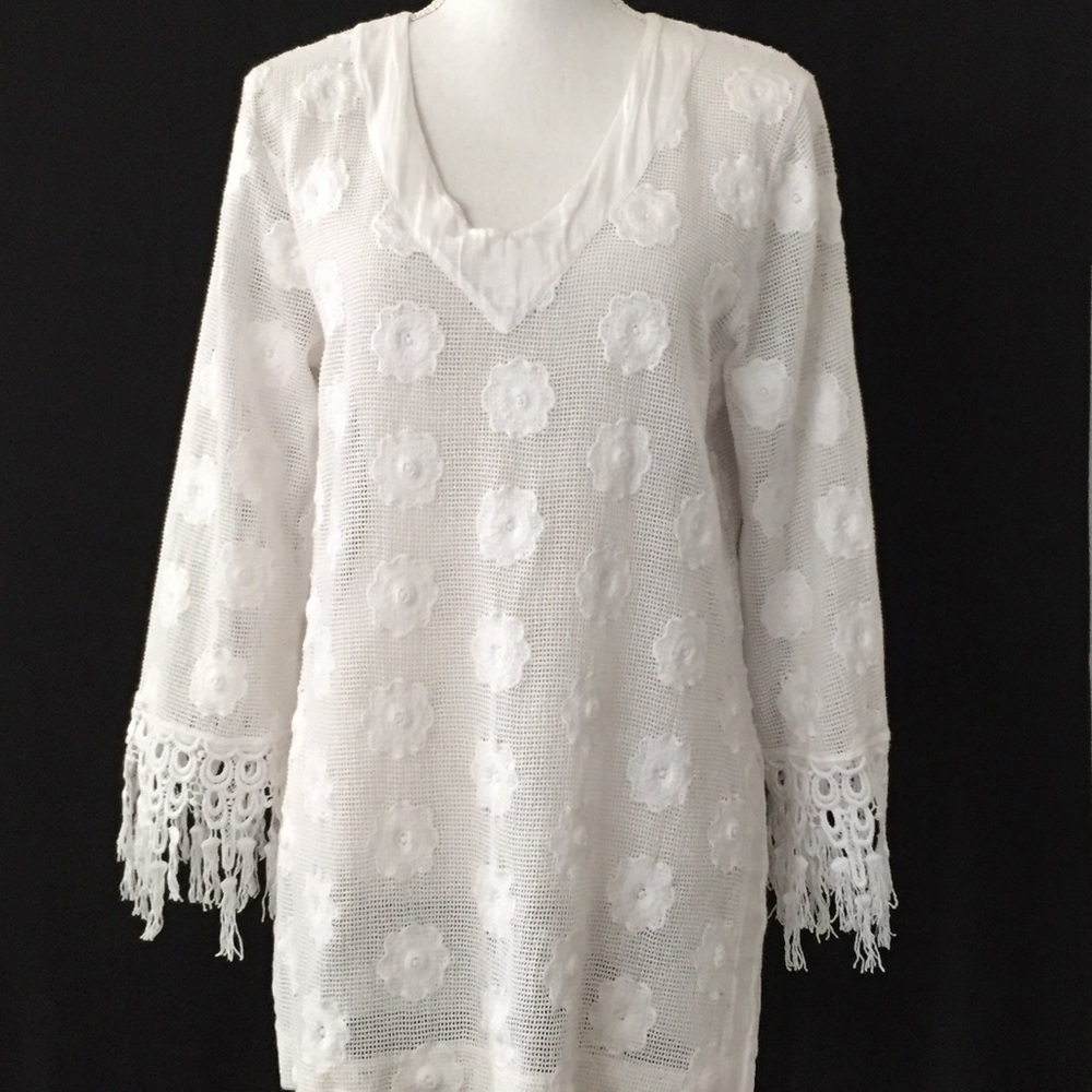 ‘LANGUAGE’ beach cover.  White sheer. Size XL. EUC